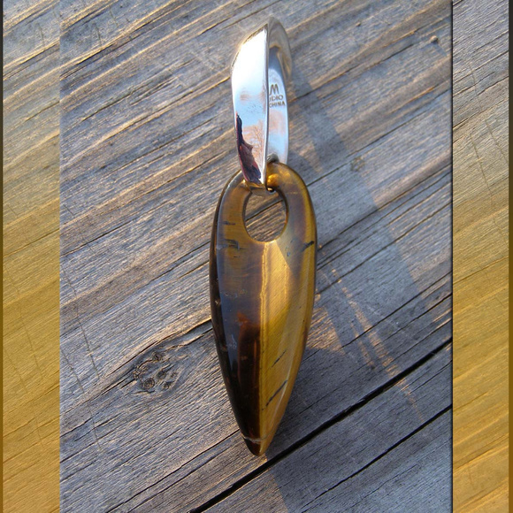 NEW RLM Studio Elongated Drop Tigers Eye Pendant - Picture 2 of 7